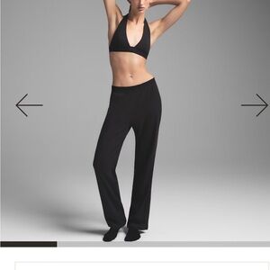 SKIMS Black Women's Pants